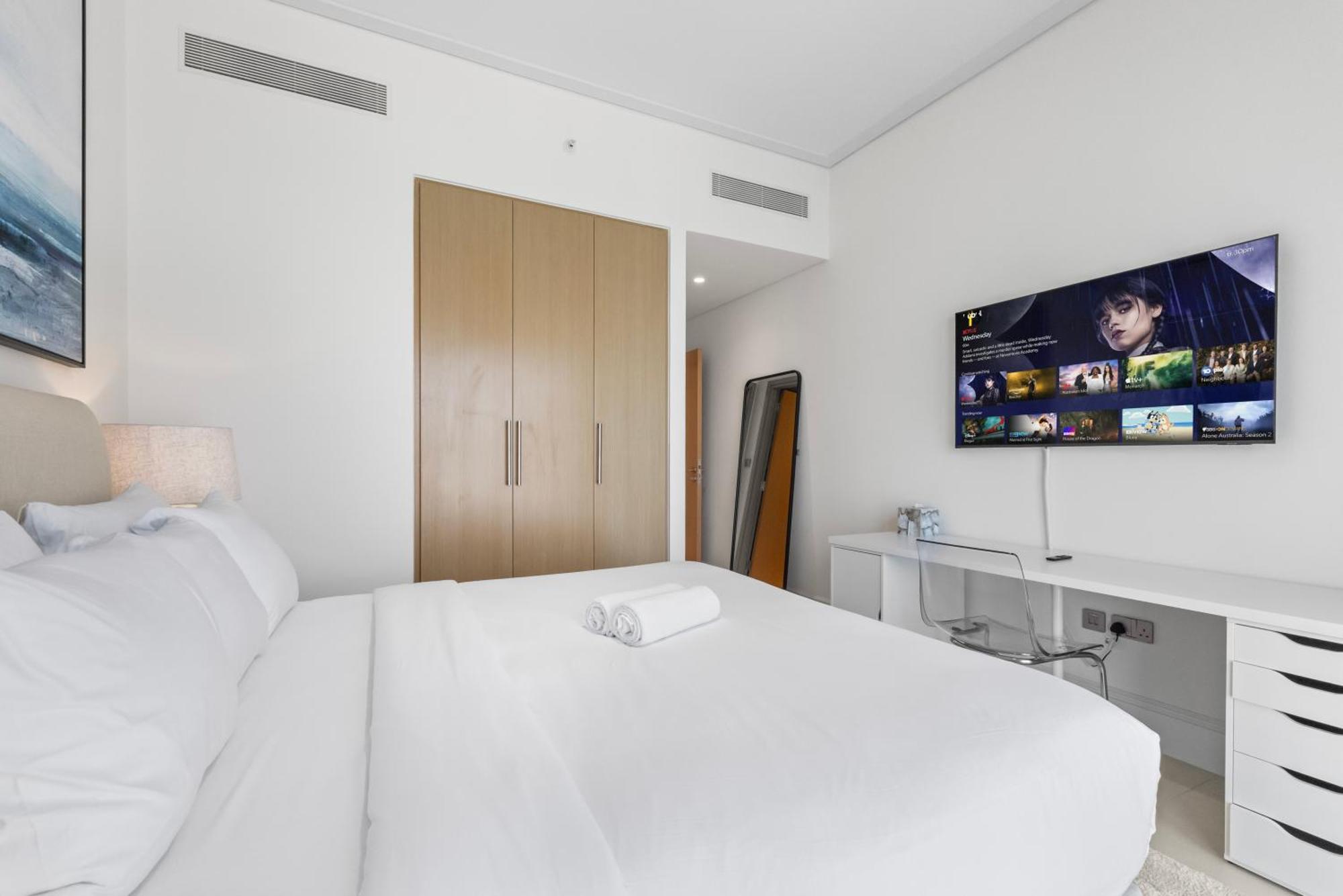 Apartment Full Fountain And Burj View - 3br Burj Royale Dubai